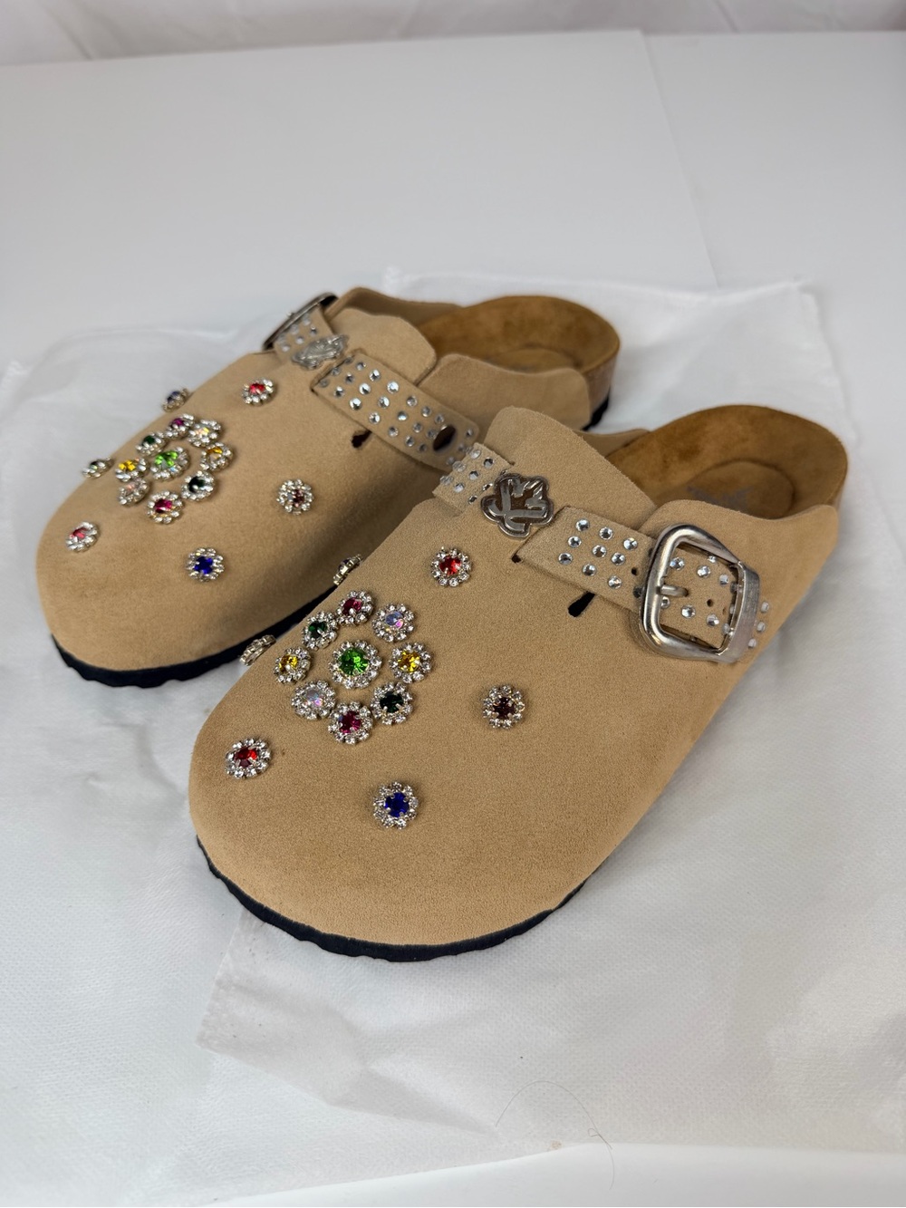 Sad Boy Saga Hidden Gems Crème NWT size 7 Y2K